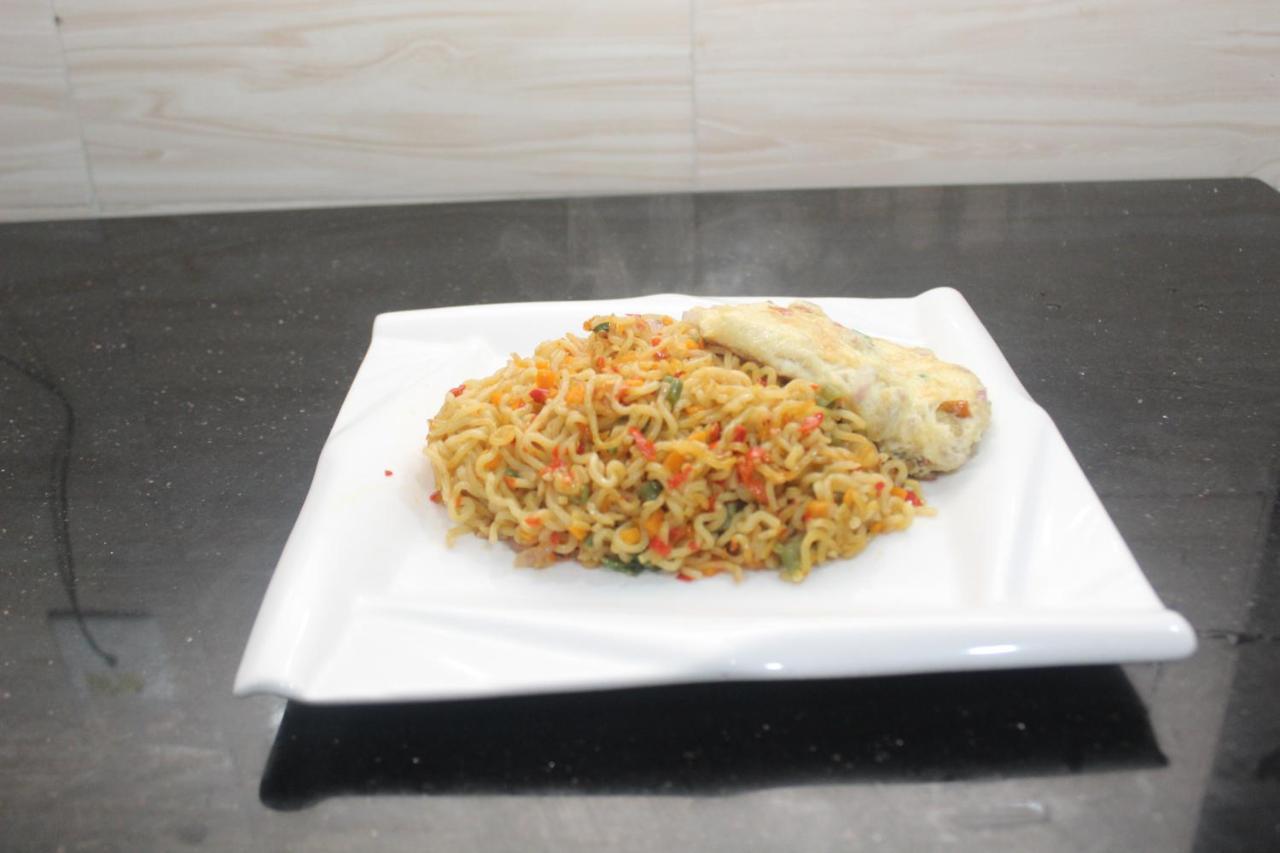 Blue Moon Hotels Victoria Island Lagos Esterno foto